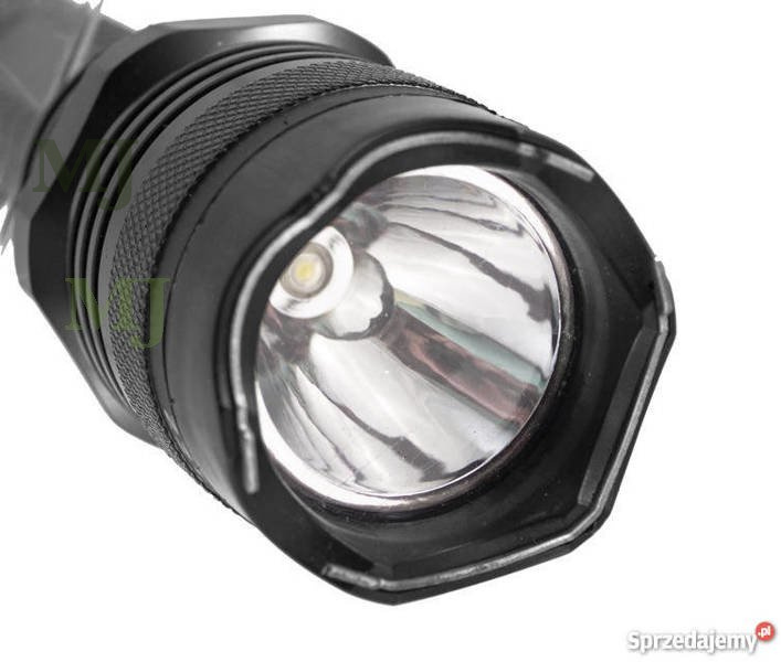 Latarka patrolowa P50 taktyczna led CREE 