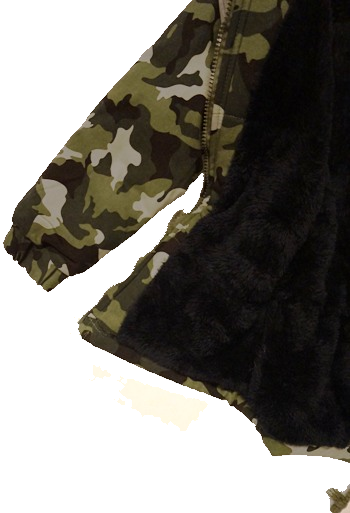 Kurtka zimowa dziewczęca/dziecięca parka moro z czarnym futrem, naszywkami i kapturem