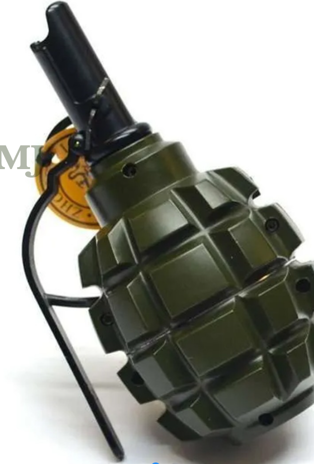 Zapalniczka brelok (+popielniczka) granat RGD-5 duża zielona