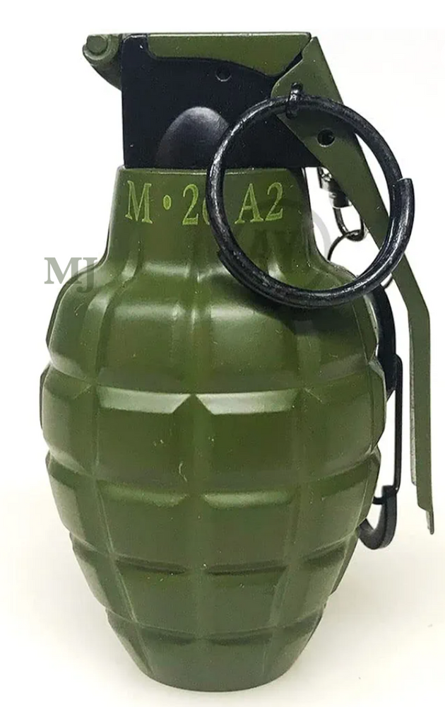 Zapalniczka brelok granat M-26 zielona duża