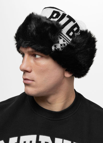 Czapka zimowa Mission Bay PitBull West Coast biała – ciepło i styl