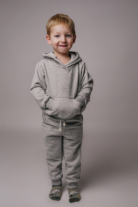 Dres komplet szary dla chłopca Produkt Polski