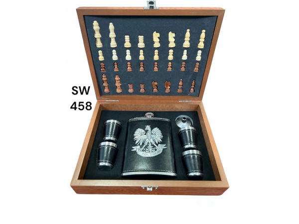 Zestaw prezentowy piersiówka + 4 kiel.   SW-458